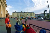 На привокзальной площади Петрозаводска-город Петрозаводск